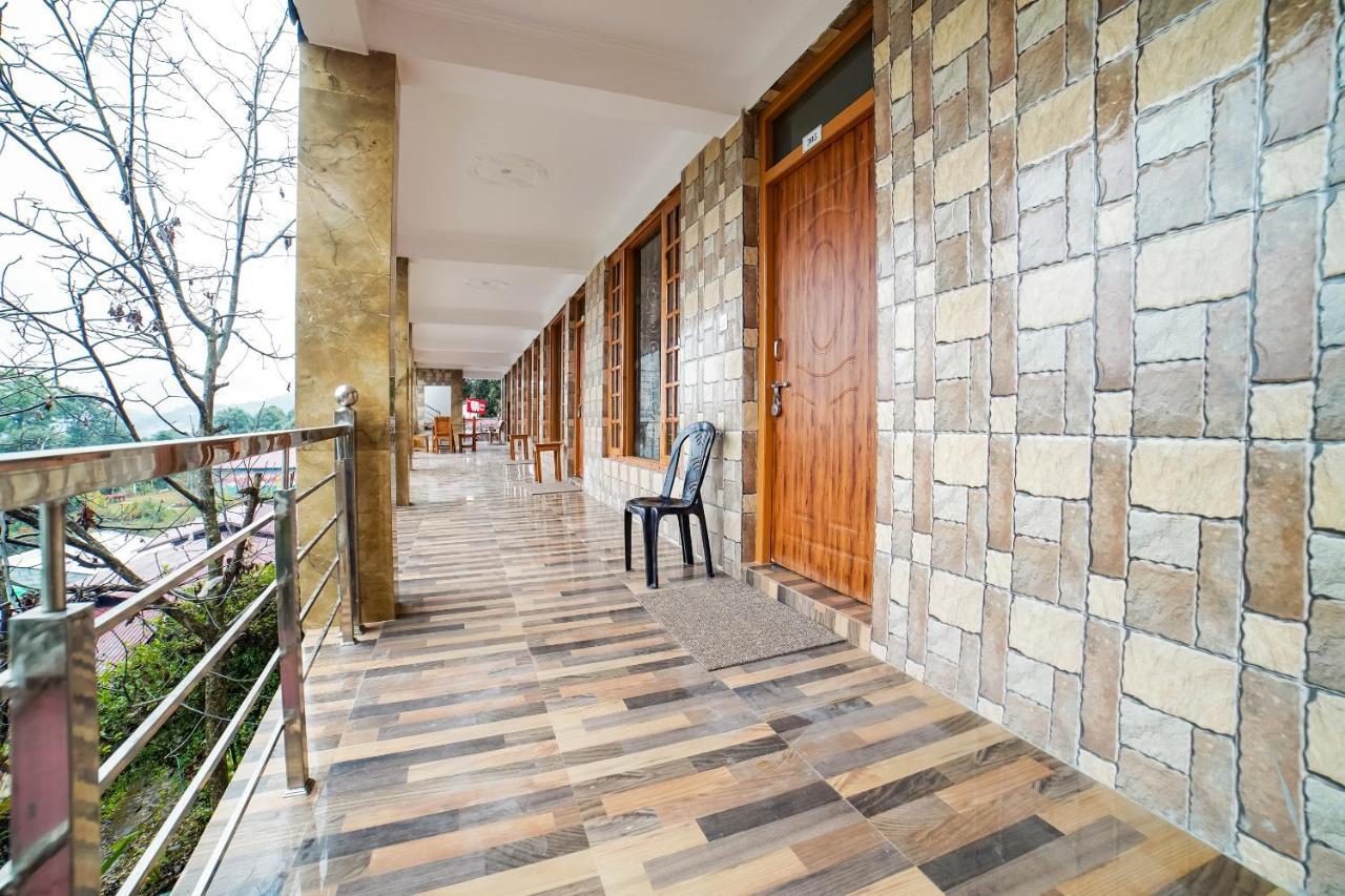 Capital O 47240 Hotel Blossom Resort Kausani Extérieur photo